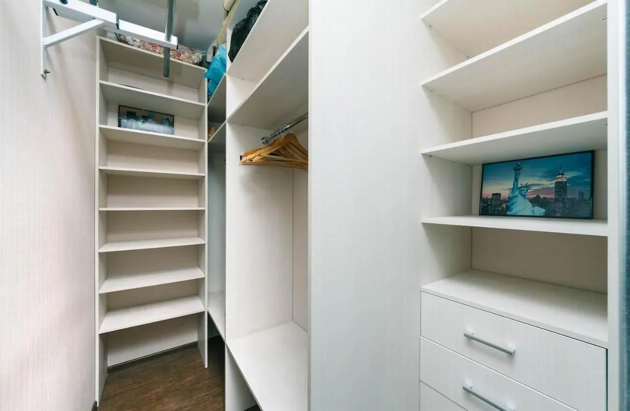 Vip In A New Building Near Lesi Ukrainki 7A Apartment Kyiv